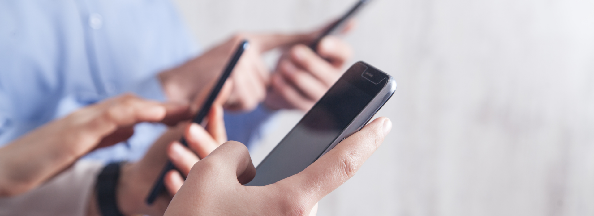 インターネットとSNSで、
事業の発信力を支える。